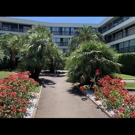 Tres Bel Jardin Et Jacuzzi Appartamento