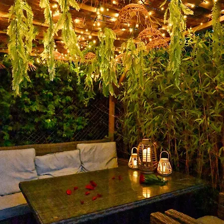 Appartamento Tres Bel Jardin Et Jacuzzi Mandelieu